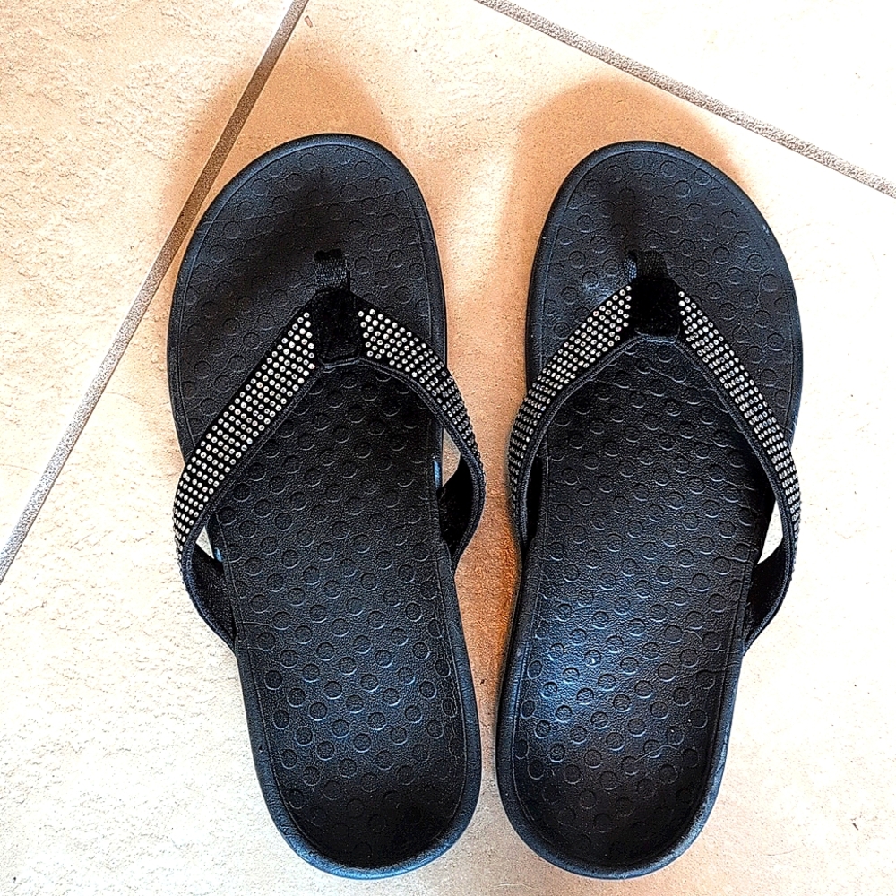 VIONIC WOMENS TIDE BLACK RHINESTONE FLIP FLOP SANDAL Sz 9